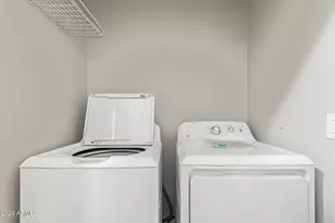 2821 S Skyline Dr S, Mesa, AZ 85212 - Photo 30