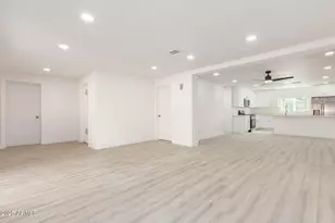 120 W Hu Esta Dr, Tempe, AZ 85282 - Photo 2