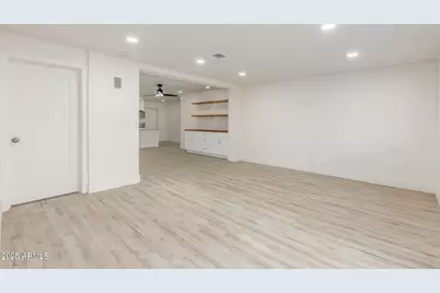 120 W Hu Esta Drive, Tempe, AZ 85282 - Photo 8