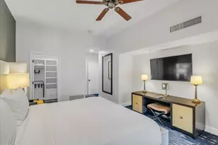 6000 E Camelback Rd, Scottsdale, AZ 85251 - Photo 16