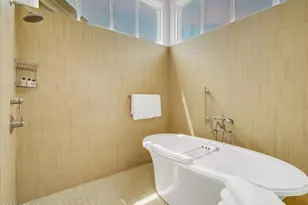 6000 E Camelback Rd, Scottsdale, AZ 85251 - Photo 18