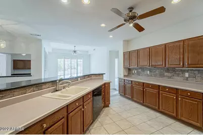 15185 W Via Manana, Sun City West, AZ 85375 - Photo 6