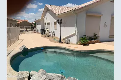 15185 W Via Manana, Sun City West, AZ 85375 - Photo 12