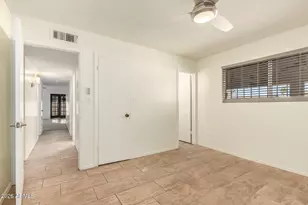 1136 E Caldwell St, Phoenix, AZ 85042 - Photo 20