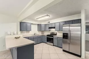 1136 E Caldwell St, Phoenix, AZ 85042 - Photo 2