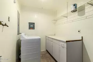 1136 E Caldwell St, Phoenix, AZ 85042 - Photo 28