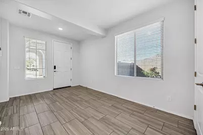 14384 W Hearn Road, Surprise, AZ 85379 - Photo 6