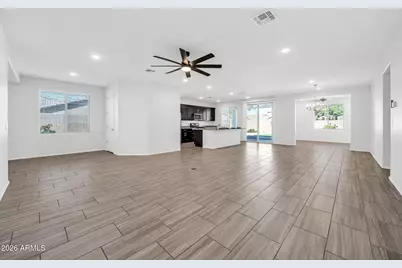 14384 W Hearn Road, Surprise, AZ 85379 - Photo 24