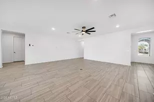 14384 W Hearn Rd, Surprise, AZ 85379 - Photo 22