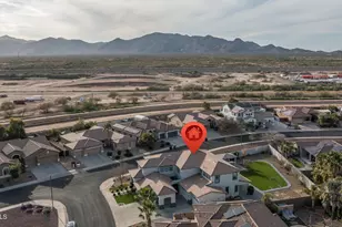 18478 W Saguaro Ln, Surprise, AZ 85388 - Photo 4