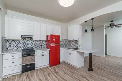 18478 W Saguaro Lane, Surprise, AZ 85388 - Photo 30