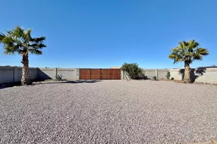 15774 S Saxon Rd, Arizona City, AZ 85123 - Photo 48