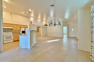 15774 S Saxon Rd, Arizona City, AZ 85123 - Photo 12