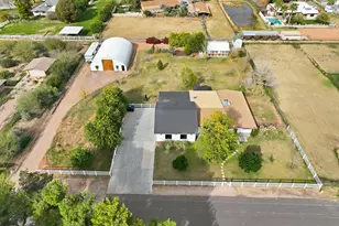 2858 E Redfield Rd, Gilbert, AZ 85234 - Photo 1