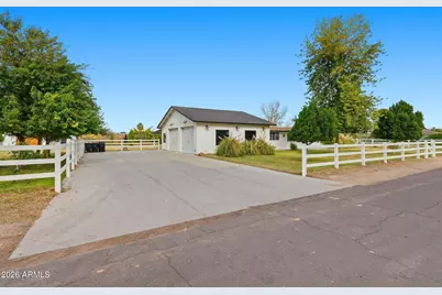 2858 E Redfield Road, Gilbert, AZ 85234 - Photo 14