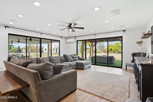 2858 E Redfield Rd, Gilbert, AZ 85234 - Photo 20