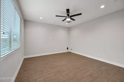 708 N 110th Drive, Avondale, AZ 85323 - Photo 4