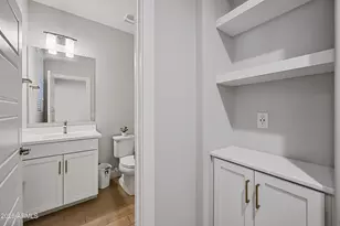 708 N 110th Dr, Avondale, AZ 85323 - Photo 12