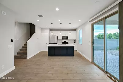 708 N 110th Drive, Avondale, AZ 85323 - Photo 6