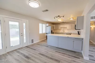 1305 W Romo Jones Street, Tempe, AZ 85281 - Photo 6