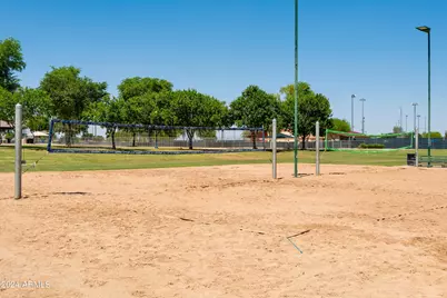 15656 W Mercer Lane, Surprise, AZ 85379 - Photo 44