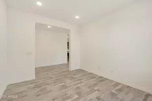 15656 W Mercer Ln, Surprise, AZ 85379 - Photo 12