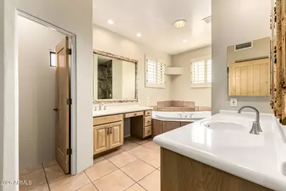 1732 E Gelding Drive, Phoenix, AZ 85022 - Photo 30