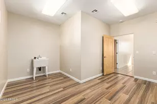 1732 E Gelding Dr, Phoenix, AZ 85022 - Photo 38