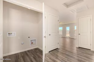 8500 W Coronado Dr, Arizona City, AZ 85123 - Photo 14