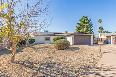 921 W Muriel Drive, Phoenix, AZ 85023 - Photo 2