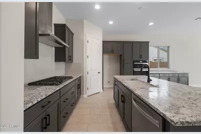 24756 N 169th Avenue, Surprise, AZ 85387 - Photo 10