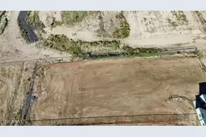 713 W Adobe Dam Drive #B, San Tan Valley, AZ 85143 - Photo 4