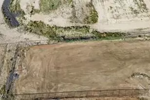 713 W Adobe Dam Dr, San Tan Valley, AZ 85143 - Photo 4