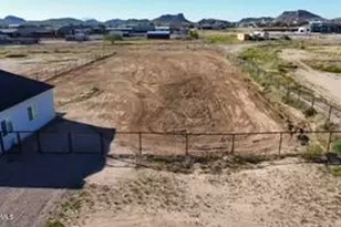 713 W Adobe Dam Dr, San Tan Valley, AZ 85143 - Photo 2