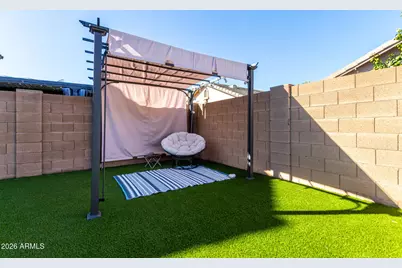 812 W Saint Charles Avenue, Phoenix, AZ 85041 - Photo 20