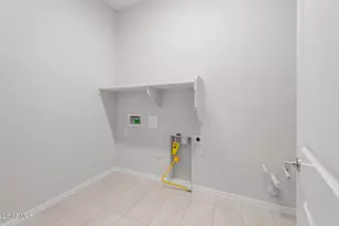 25283 N 171st Ln, Surprise, AZ 85387 - Photo 10