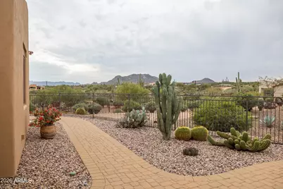 13906 E Montello Road, Scottsdale, AZ 85262 - Photo 16