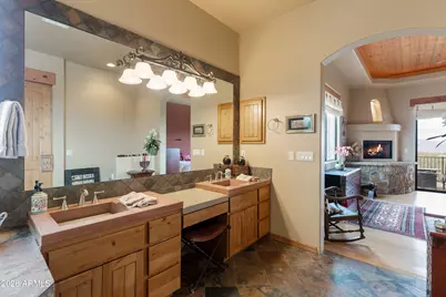 13906 E Montello Road, Scottsdale, AZ 85262 - Photo 36