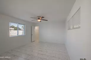 2048 W Claremont St, Phoenix, AZ 85015 - Photo 20