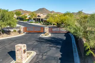 1819 W Bonanza Dr, Phoenix, AZ 85085 - Photo 52