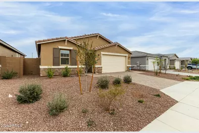 2667 N 195th Drive, Buckeye, AZ 85396 - Photo 2