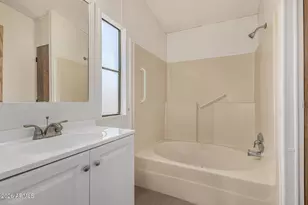 4184 E Palm Ln, Coolidge, AZ 85128 - Photo 16