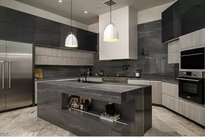 8700 N 55th Place, Paradise Valley, AZ 85253 - Photo 18