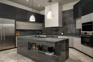 8700 N 55th Pl, Paradise Valley, AZ 85253 - Photo 18