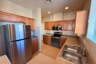 42424 N Gavilan Peak Pkwy, Anthem, AZ 85086 - Photo 6