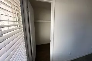 8602 N 56th Dr, Glendale, AZ 85302 - Photo 22