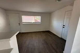 8602 N 56th Dr, Glendale, AZ 85302 - Photo 16