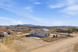 8405 S 203rd Dr, Buckeye, AZ 85326 - Photo 6