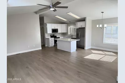 848 E Clubhouse Lane, San Tan Valley, AZ 85140 - Photo 4