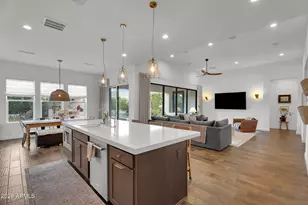 21961 E Via De Arboles St, Queen Creek, AZ 85142 - Photo 14